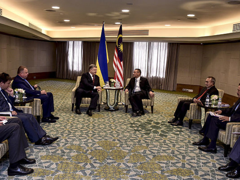 Украина и Малайзия договорились об активизации военно-технического сотрудничества
