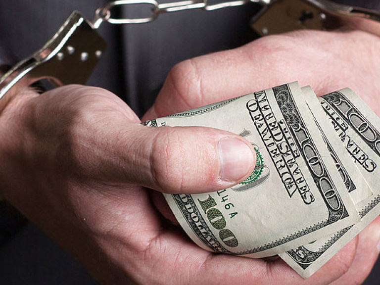 Прокуратура Киева обвинила главу профсоюза в вымогательстве 100 тысяч долларов