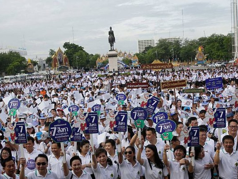 Таиланд проводит референдум по новой конституции