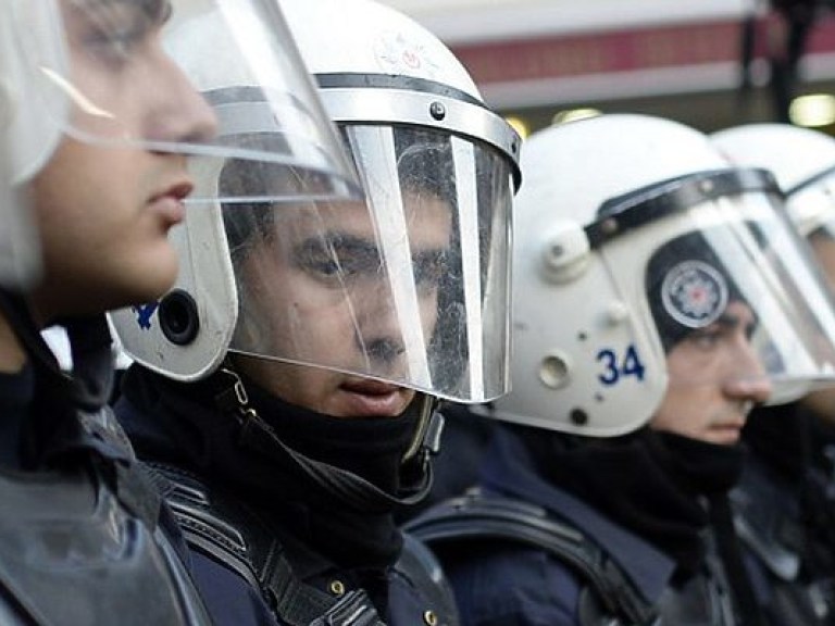 В Турции задержаны 10 иностранцев по подозрению в связях с Гюленом