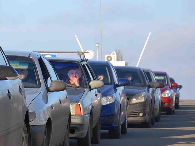 На украино-польской границе в очереди застряли 650 автомобилей &#8212; ГПСУ