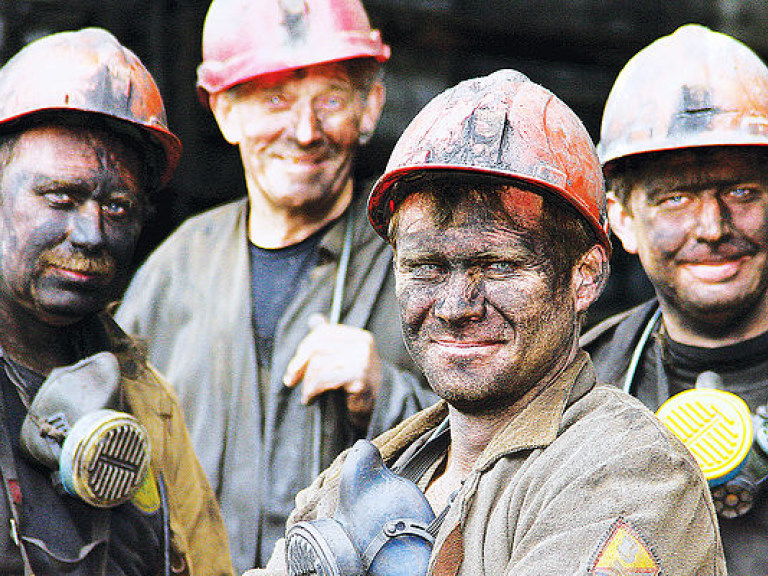 Минэнерго выделило 200 миллионов гривен для погашения задолженности по зарплатам шахтеров
