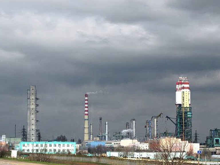 Одесский припортовый завод остановил работу из-за снижения поставок газа