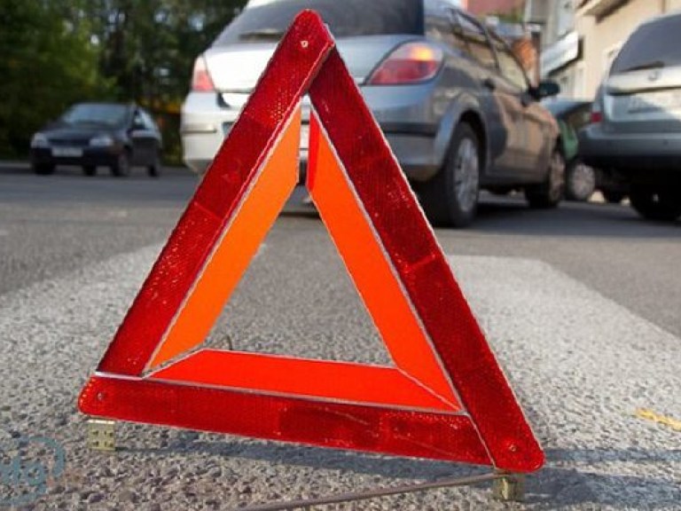 В Николаевской области разбился мотоцикл, в ДТП погибли водитель и несовершеннолетний пассажир