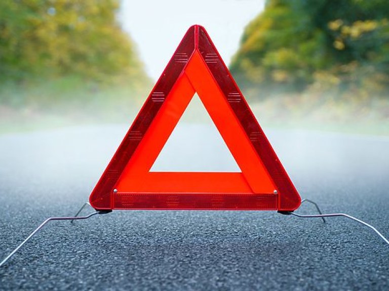 В Запорожье автомобиль сбил пешехода