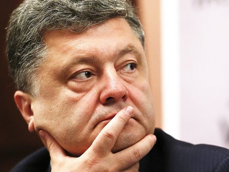 Политолог: Заявление Порошенко о получении безвизового режима Украиной в ближайшее время &#8212; беспочвенно