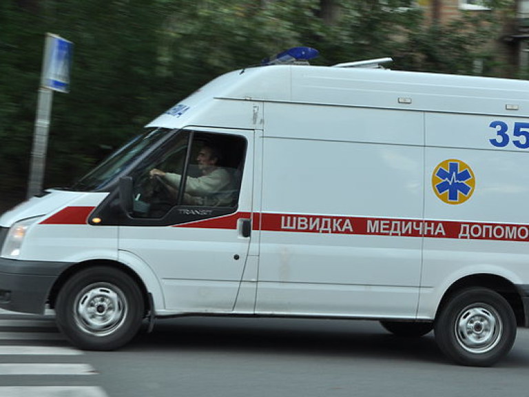 В Хмельницкой области мужчина тяжело травмировал косилкой трехлетнего сына