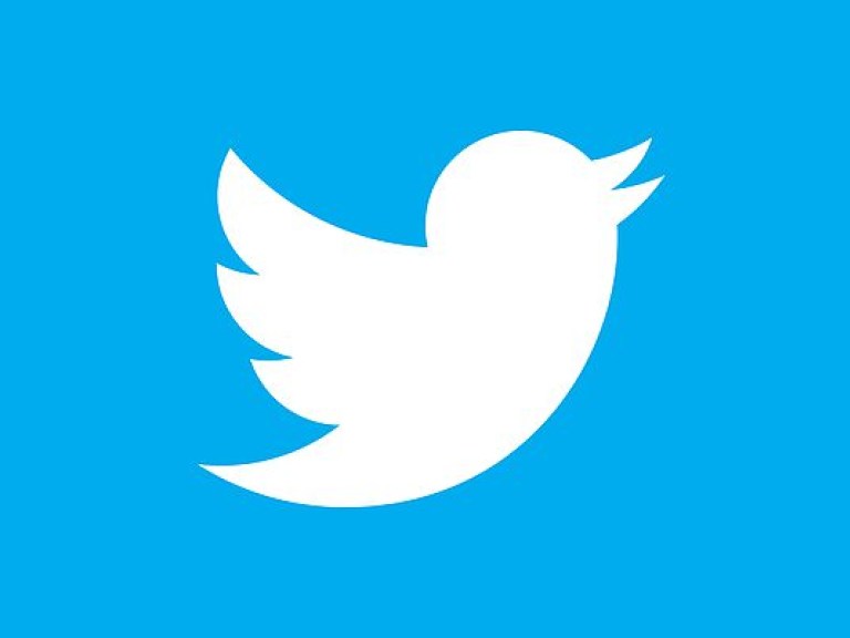 Twitter ввел функцию «ночного режима»