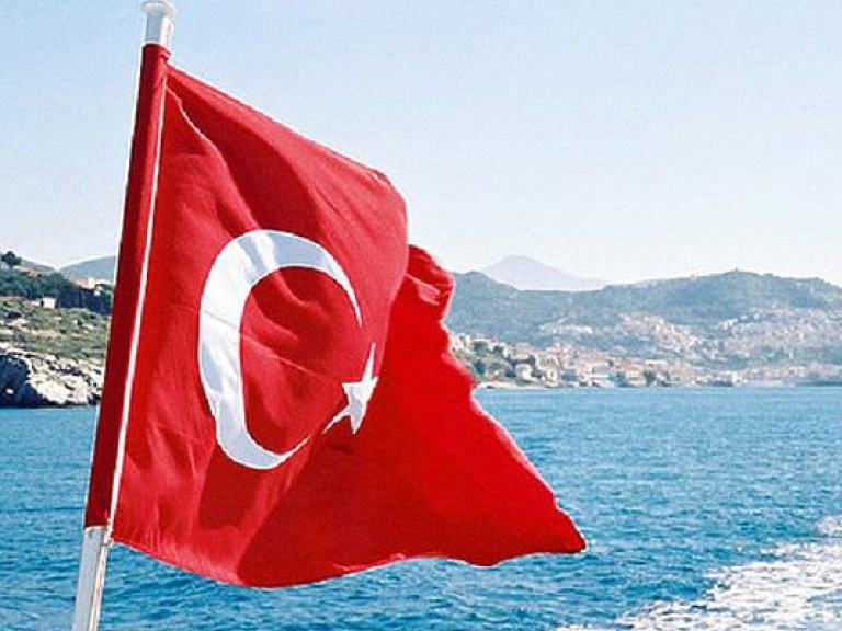 В Турции после сокращения срока службы уволены почти 600 полковников