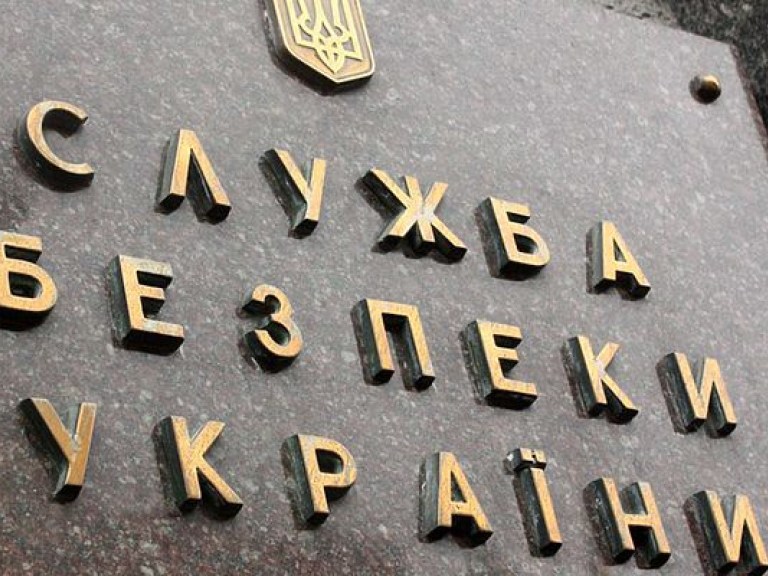 СБУ обнаружила валюту на 4,5 миллиона гривен во время обыска у экс-главы ректора НАУ Харченко  (ФОТО)