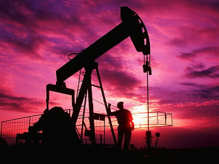 Цена на нефть марки Brent опустилась ниже 47 долларов за баррель