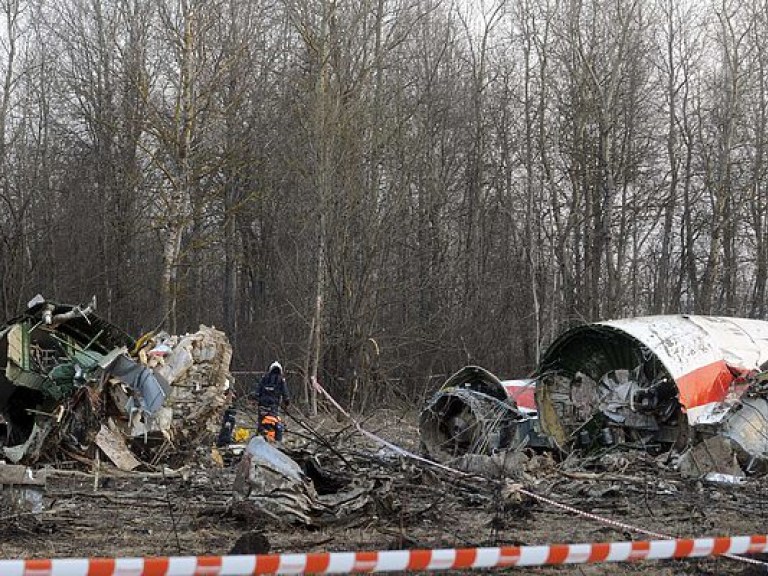 Польша обвиняет российские власти в авиакатастрофе под Смоленском