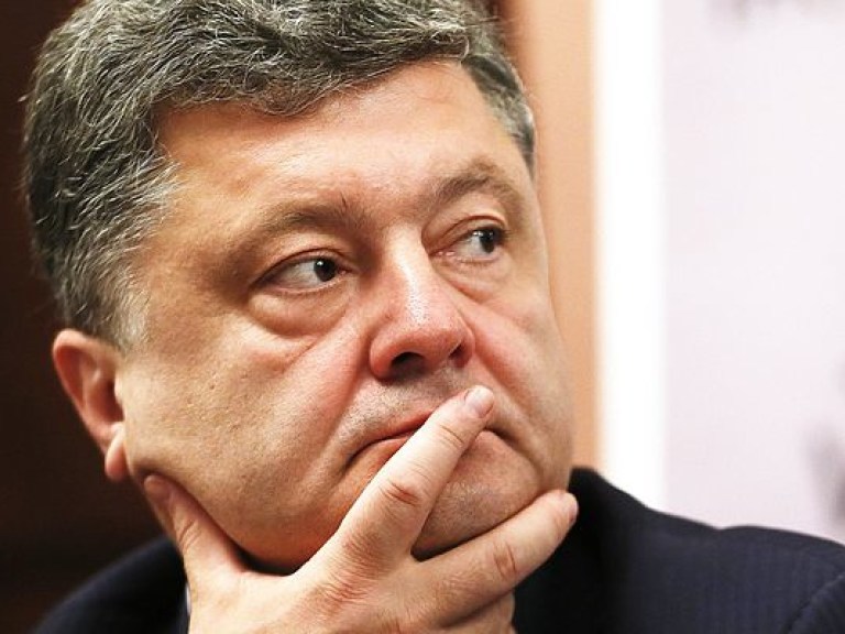 Политолог: Вопрос по Донбассу решится без Украины – Порошенко вытесняют из всех форматов переговоров