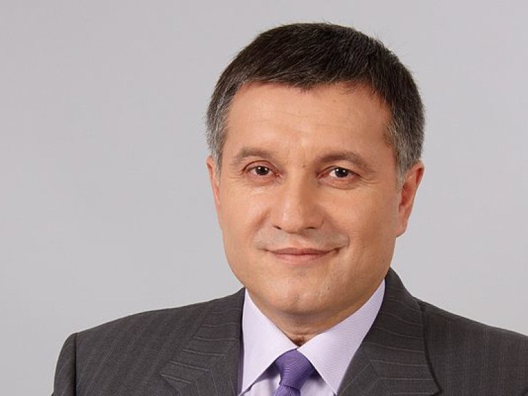 Отставка Авакова зависит от позиции правящей коалиции – депутат