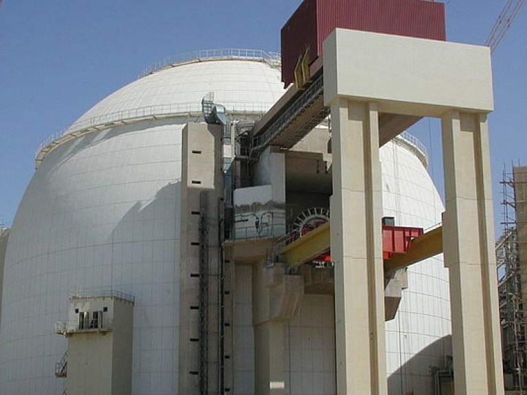 Иран приступил к строительству двух атомных реакторов