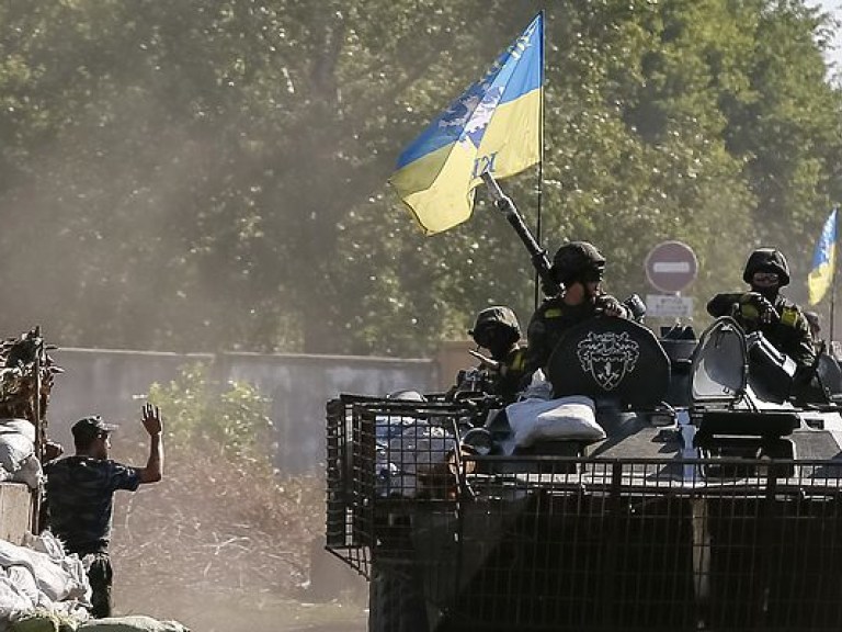 За прошедшие сутки в зоне АТО погиб один украинский военный, один ранен