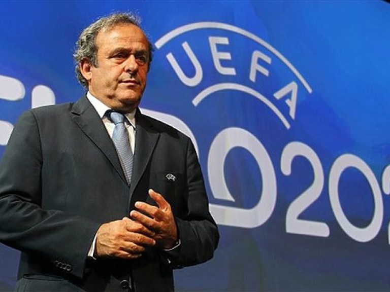 Экс-глава УЕФА Платини заявил о намерении оспорить обвинения в свой адрес
