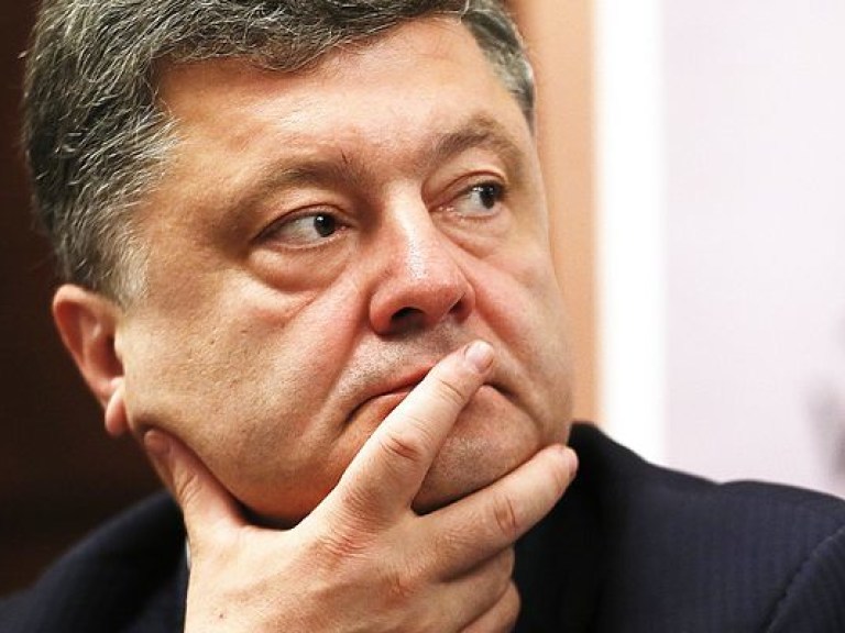 Порошенко выступил за восстановление должности спецпредставителя ООН по вопросам перемещенных лиц