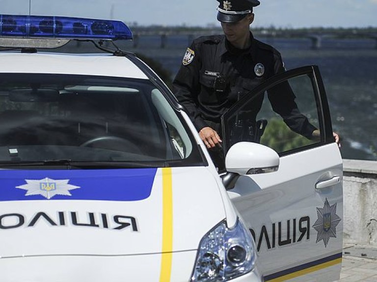 В Киеве водитель подрался с полицейскими (ФОТО)