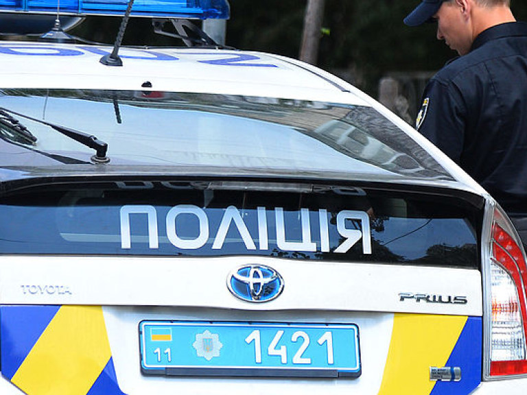 В Киеве на проезжей части Крещатика подрались двое водителей (ВИДЕО)