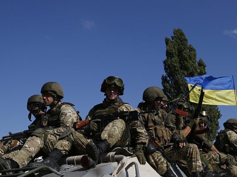За минувшие сутки в зоне АТО один украинский военнослужащий погиб, еще двое ранены