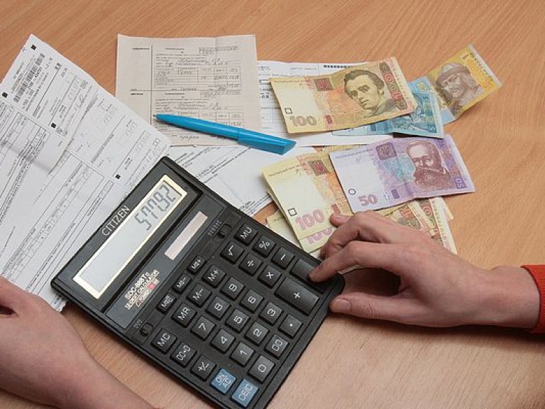 Украинцам без субсидий нужно оплачивать только критически важные услуги – эксперт