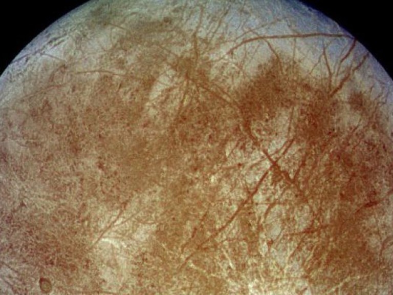 Телескоп Hubble нашел воду на спутнике Юпитера – ученые