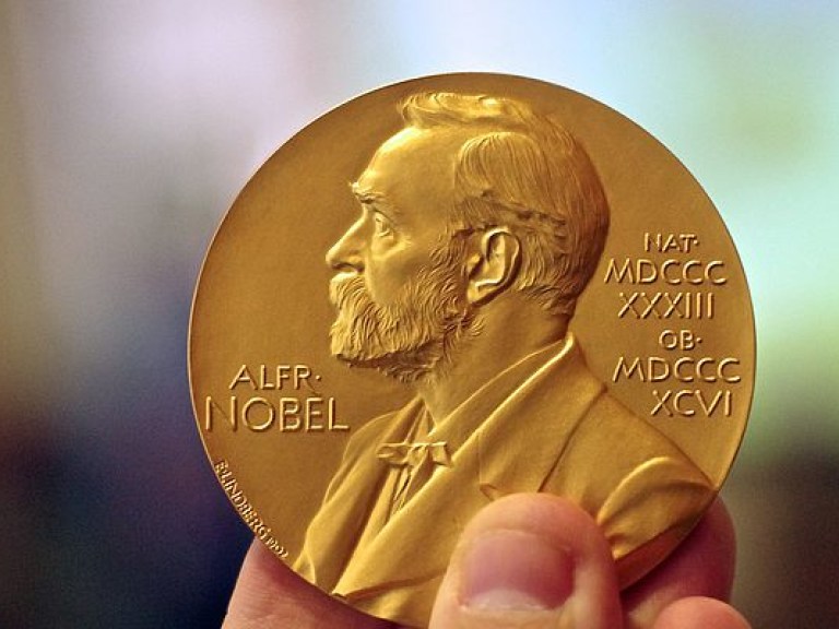 Нобелевский комитет объявил имена лауреатов по физике