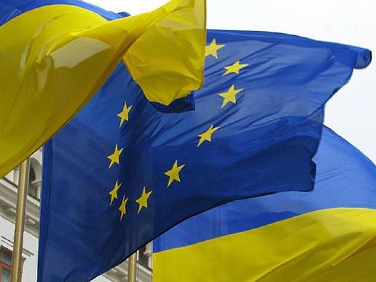 На саммите Украина-ЕС решится судьба выполнения  минских соглашений и безвизового режима с ЕС – политолог