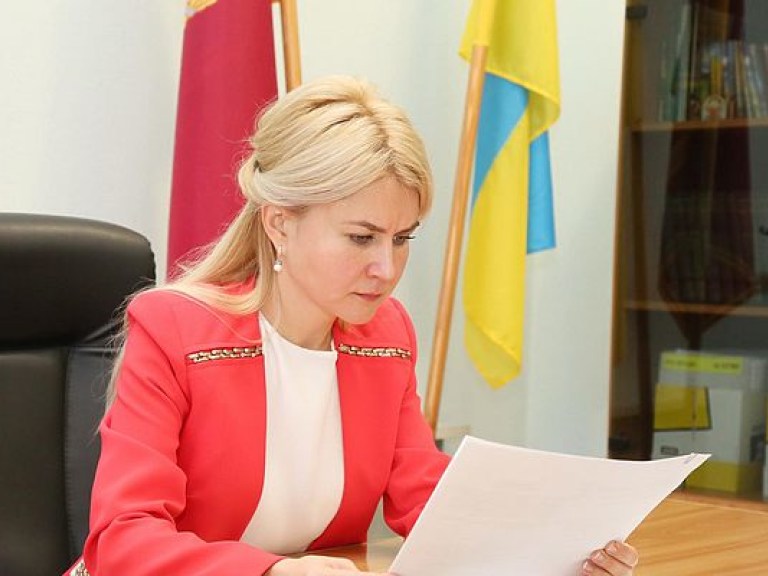 Президент официально представил нового руководителя Харьковской ОГА