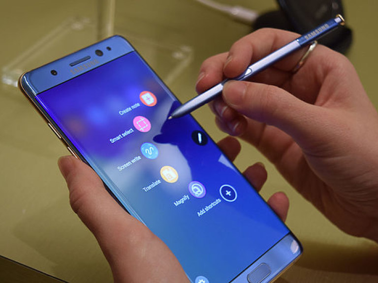 В компании Samsung озвучили сумму потерь от Galaxy Note 7