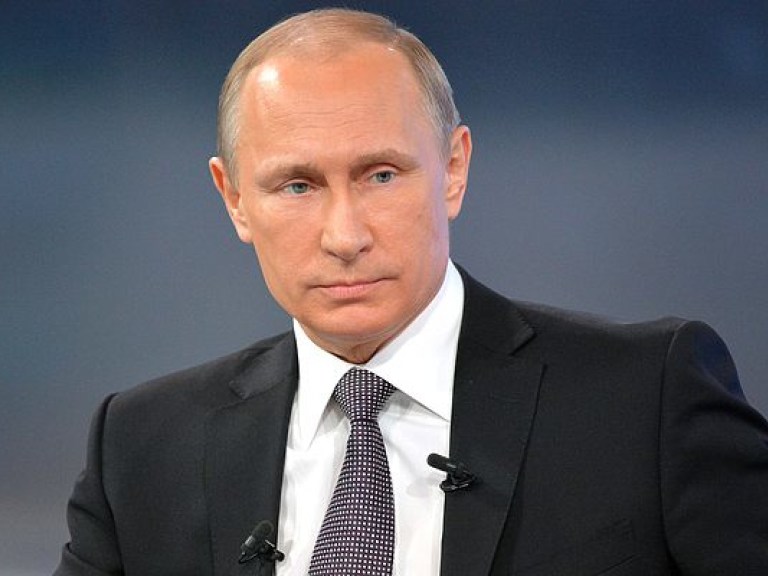 Путин обвинил Порошенко в перекладывании ответственности на Россию за невыполнение Минска-2