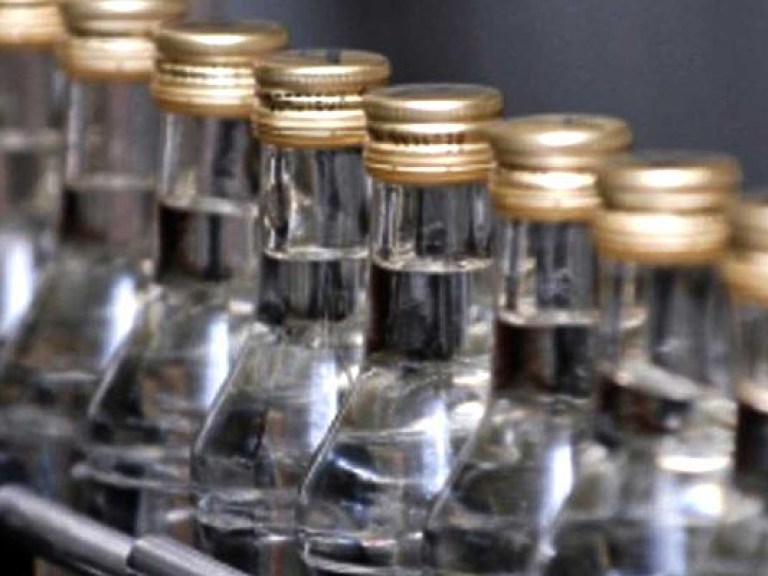 Количество контрафакта в стране возрастет с ростом цен на алкоголь