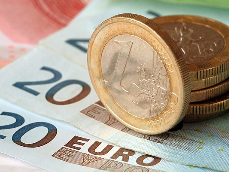 Валюта Евросоюза находится на пути к краху &#8212; экс-главный экономист Евроцентробанка