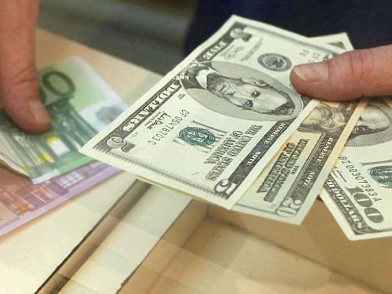 3000 фунтов стерлингов в гривнах