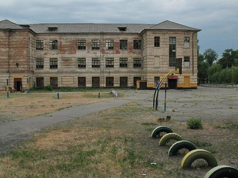 Котел взорвался возле школы в Харьковской области, есть пострадавшие (ФОТО)