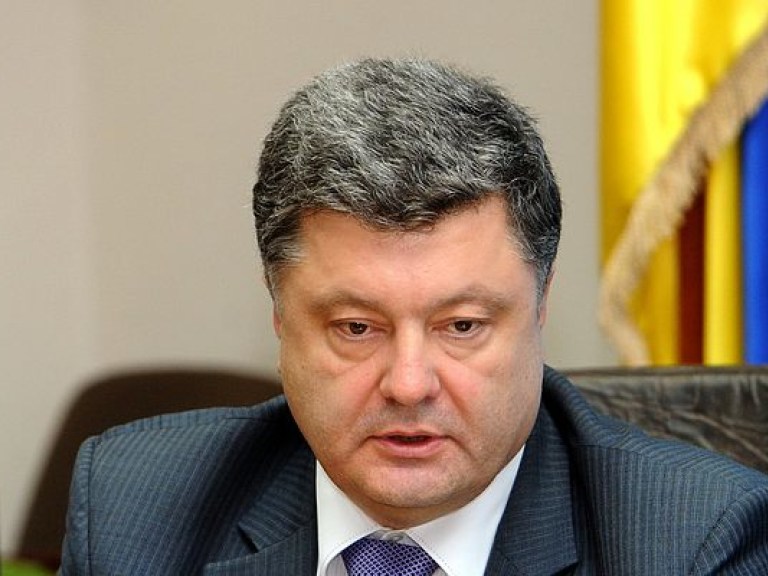 Порошенко: Размер пособия по безработице не будет пересмотрен