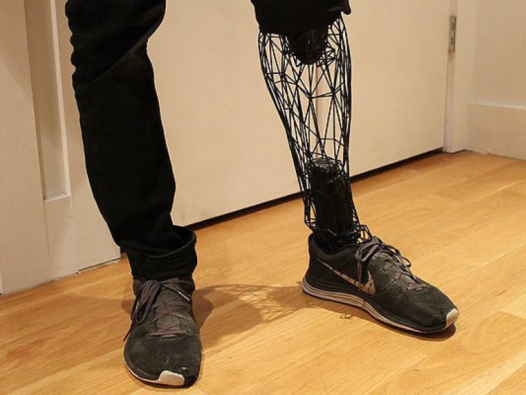 Ученые разработали чувствительный носок для протезов нижних конечностей (ФОТО, ВИДЕО)