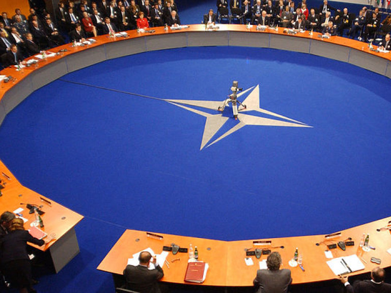 РФ ответит НАТО на отправку военных в Европу