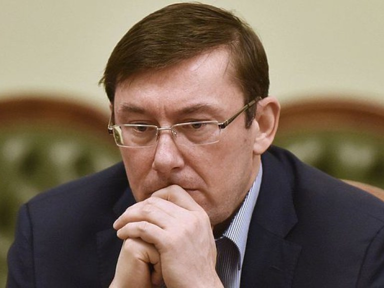 Председатель ГФС Роман Насиров подставил генпрокурора Юрия Луценко на 996 миллионов гривен &#8212; эксперт
