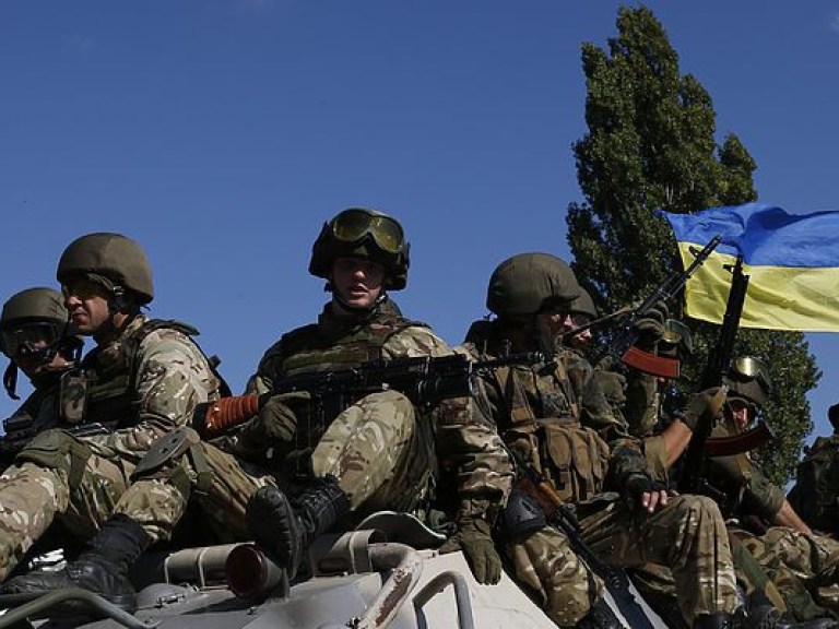 За сутки позиции ВСУ на Донбассе обстреляли 38 раз