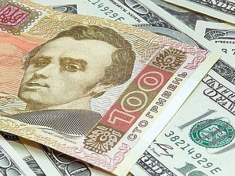 НБУ установил официальный курс на уровне 25,57 гривны за доллар