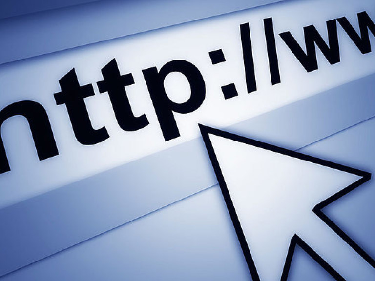 Украина снова теряет позиции в рейтинге свободы интернета