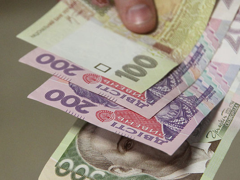 Под конец года курс доллара в Украине укрепится на уровне 26 гривен за доллар – экономист