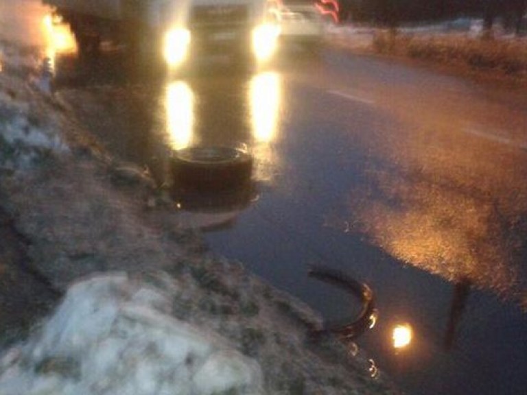 У львовской маршрутки на ходу отпало колесо (ФОТО)