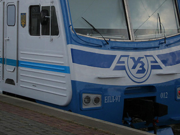 Мужчина погиб под колесами поезда в Харьковской области