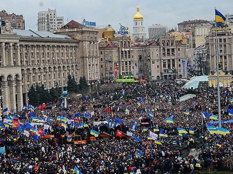 Евромайдан стал катализатором общественно-политического кризиса в Украине – европейский аналитик