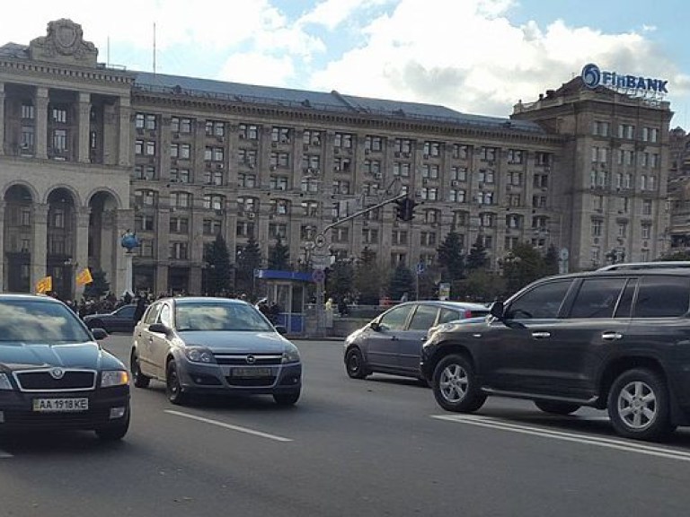 В Киеве уровень вечерних пробок составляет 6 баллов (КАРТА)