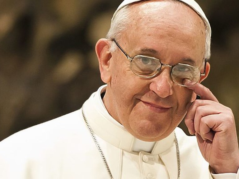 Папа Римский разрешил католическим священникам прощать аборты