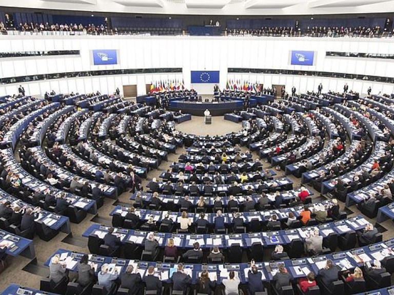 Европарламент принял резолюцию о противодействии пропаганде со стороны ИГИЛ, РФ и «Аль-Каиды»
